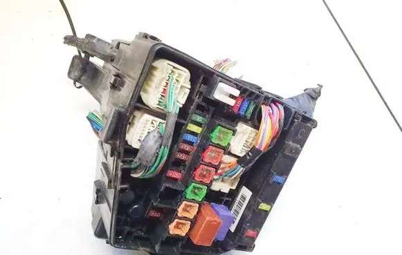 Toyota Yaris Fuse box set 7178R0A2 PPT10 7178R0A2PPT10