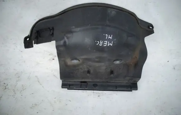 Mercedes-Benz GLE (W166 - C292) Heat shield in engine bay A1666200078