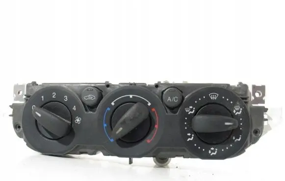 Ford Focus Climate control unit Array