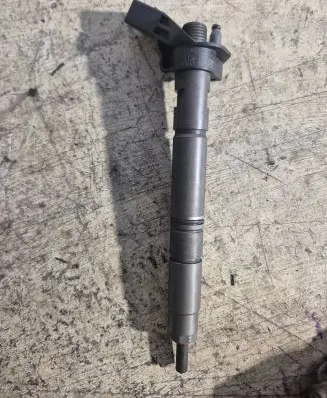 Audi A5 Sportback 8TA Fuel injector 059130277ED 0445117067