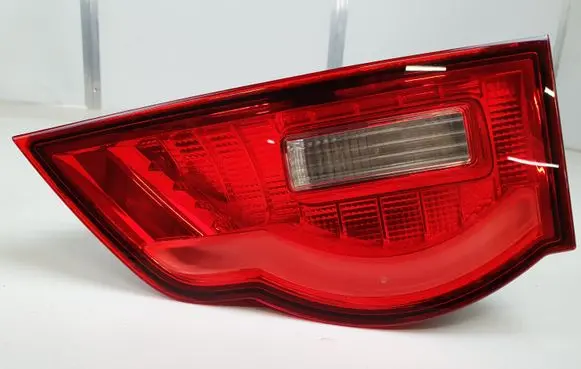 Jaguar F-Pace Tailgate rear/tail lights HK8315K272AA