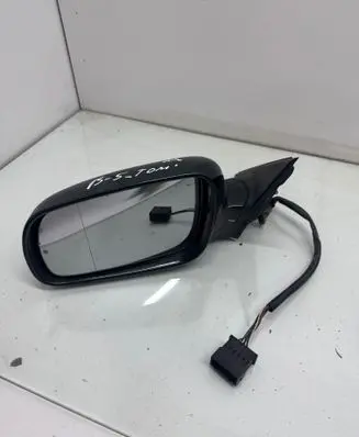 Volkswagen PASSAT B5 Front door electric wing mirror 3B0857933