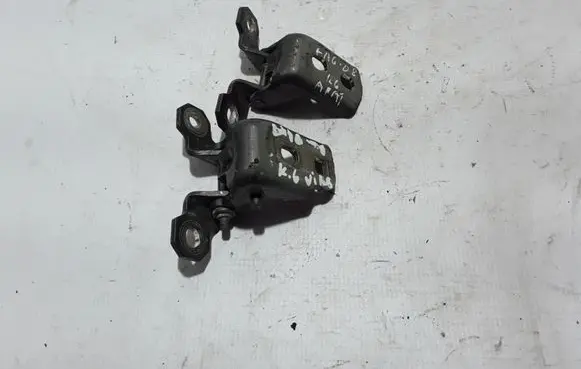 Renault Laguna III Rear door upper hinge 824010009R
