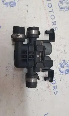 BMW 7 E65 E66 Coolant heater control valve 6906652 64116906652