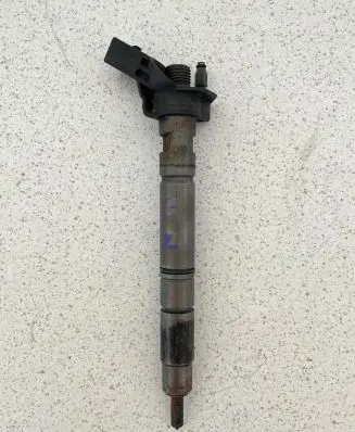 Audi A6 C7 Fuel injector 0986435422 19021500257