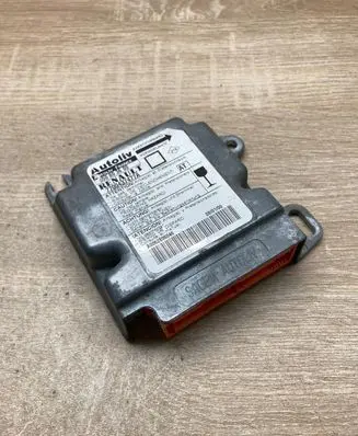 Renault Megane I Airbag control unit/module 7700437477A
