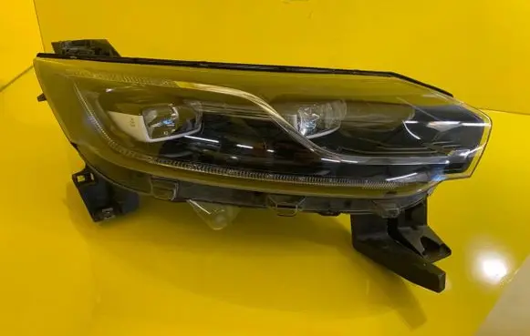 Renault Espace V (RFC) Headlight/headlamp 260104119R