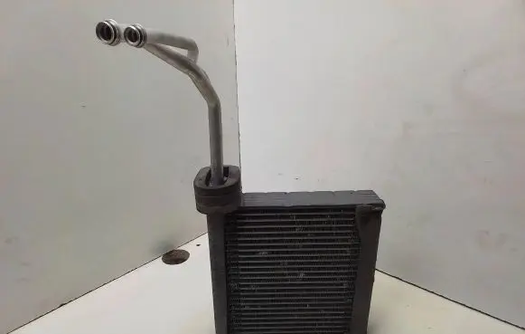 Air conditioning (A/C) radiator (interior)