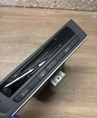 Audi A6 C7 Radio/CD/DVD/GPS head unit 4G0035182H