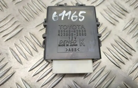 Toyota RAV 4 (XA40) Window control relay 8594042030