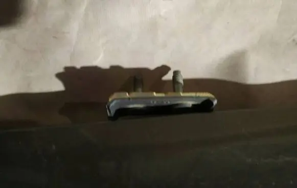 Volvo V50 Tailgate/trunk/boot hinge