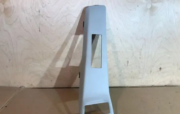 Jaguar XJ X300 (B) pillar trim (top) HNA1440AA
