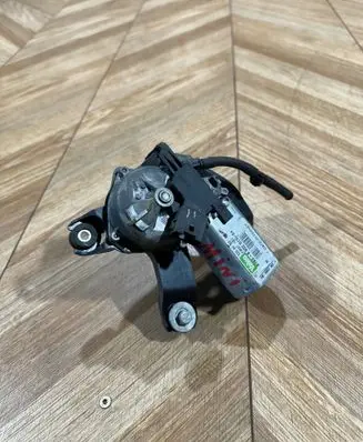 Mini One - Cooper R50 - 53 Rear window wiper motor 6932013 53024112