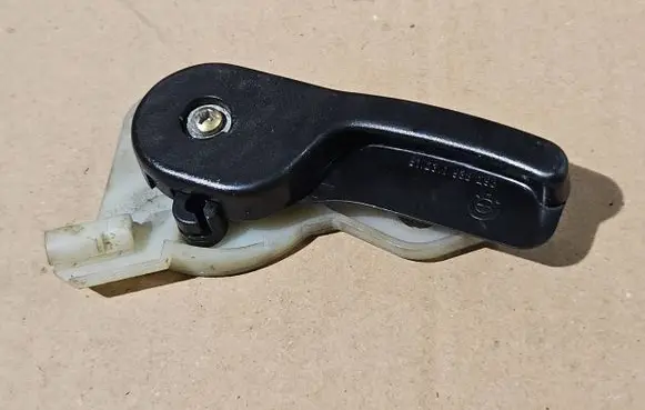 BMW Z3 E36 Engine bonnet (hood) release handle 1938298