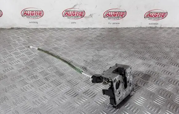 Audi A3 S3 8L Rear door lock 8D0839016A