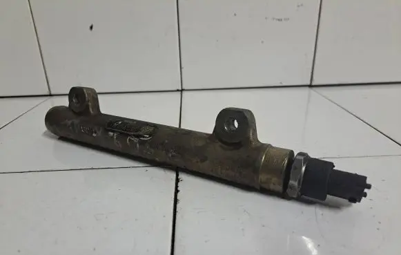 Renault Espace - Grand espace IV Fuel main line pipe 0445214042 8200347593