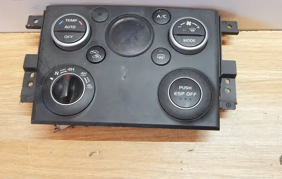 Suzuki Grand Vitara II Interior fan control switch 391076K0 3952079K30CAT 2951076K00