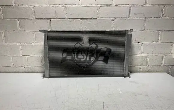 BMW 3 E92 E93 Coolant radiator 7558480