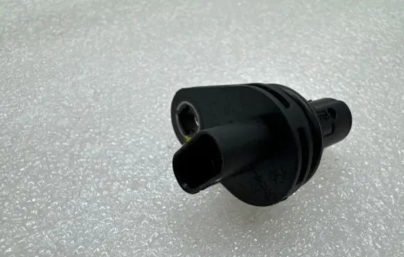 BMW X3 G01 Camshaft position sensor 7633958 17817 4394C