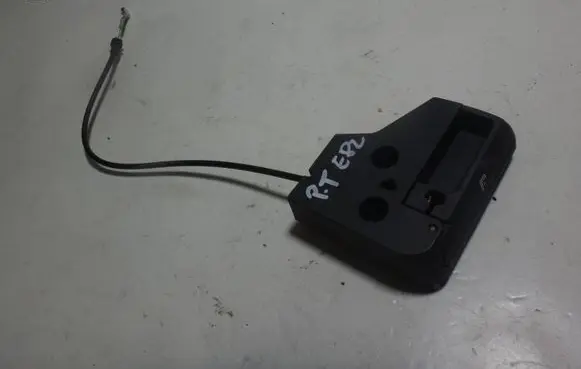 BMW 1 E82 E88 Seat back rest control lever/handle 7151370