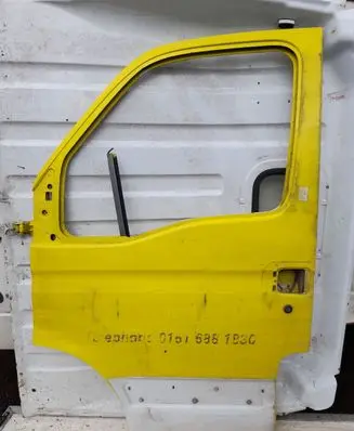Iveco Daily 3rd gen Front door 99460119