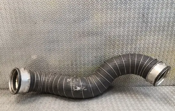 Mercedes-Benz E W211 Intercooler hose/pipe
