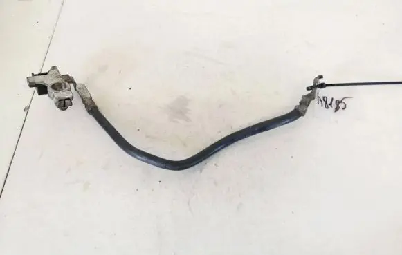Ford C-MAX II Positive cable (battery) av6n10c679bb