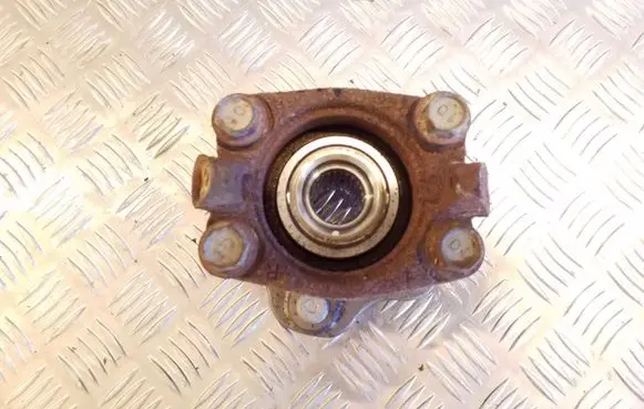 Nissan Qashqai Rear wheel hub