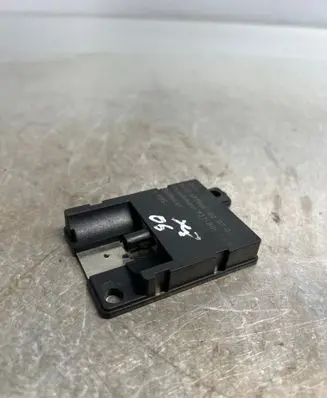BMW X3 E83 Bluetooth antenna 921800003