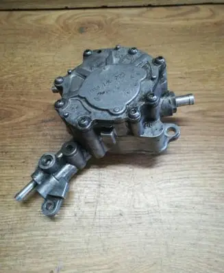 Seat Altea Vacuum pump 038145209C