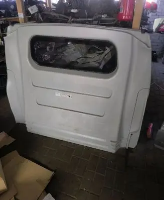 Mercedes-Benz Vito Viano W447 Trunk separation 211380W T015482
