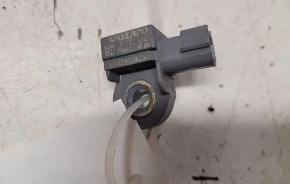 Volvo V40 Airbag deployment crash/impact sensor 31387312