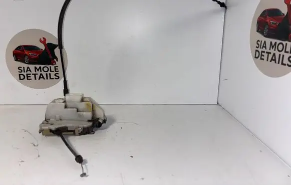 Citroen C3 Front door lock 46978780