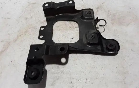 Volvo V50 Air filter cleaner box bracket assembly 3M51R6K034AG