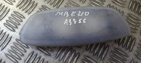 Mercedes-Benz E W210 Rear seat light 150951