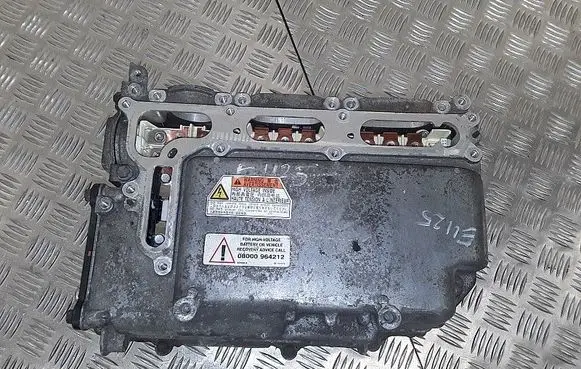 Toyota Prius (XW30) Voltage converter inverter g920047140