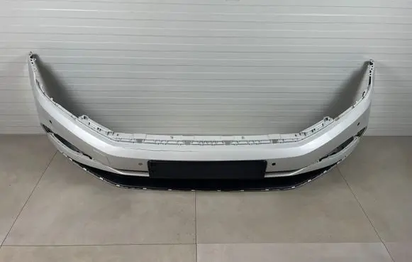 Volkswagen PASSAT B8 Front bumper 3G0807221E 3G0807221