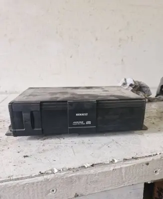 Renault Scenic I CD/DVD changer 8200002589A