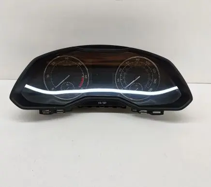 Skoda Superb B8 (3V) Speedometer (instrument cluster) 3V0920941A A2C99005900