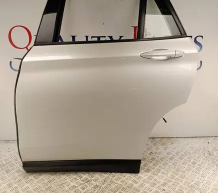 BMW X1 F48 F49 Rear door 