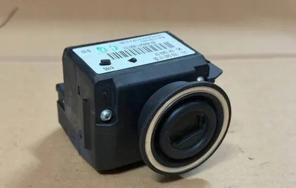 Mercedes-Benz A W169 Ignition lock 1695451708 5014685411406131 04156907