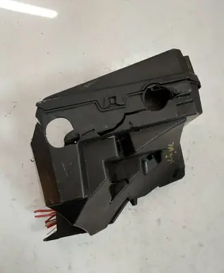 Renault Scenic II - Grand scenic II Fuse module 8200306032A