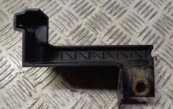 Nissan Pulsar Other exterior part NS0053Y10