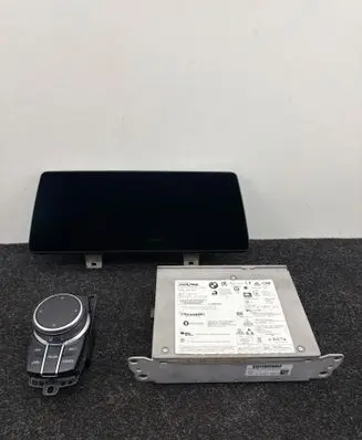 BMW 5 G30 G31 G38 Radio/CD/DVD/GPS head unit CI5A071E601 9825936 5A071E601