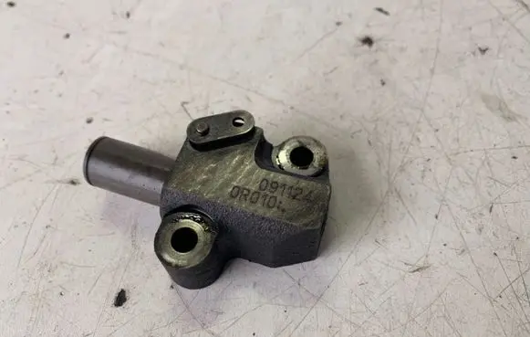 Toyota Avensis T270 Timing belt/chain tensioner 0911240R010