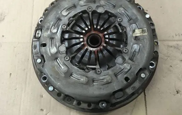 BMW X1 F48 F49 Clutch set kit 8671944