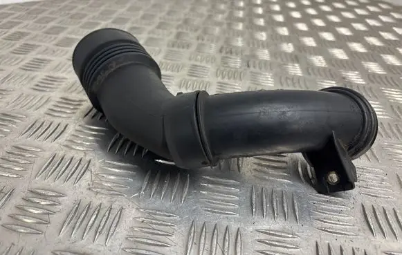 Citroen DS4 Intercooler hose/pipe 9683725080