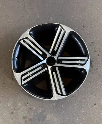 Volkswagen Scirocco R18 alloy rim 1K8601025P