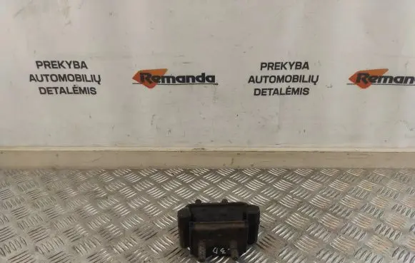 Iveco Daily 6th gen Engine mount bracket 5801283685