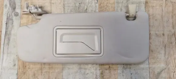 Chevrolet Cruze II Sun visor 84126657
